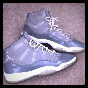 Cool grey Jordan Retro 11- AUTHENTIC